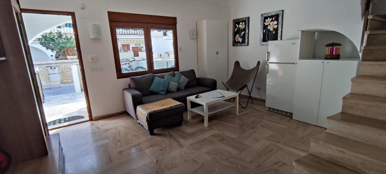 Beach Breeze Townhouse By The Beach Santa Pola Exterior photo