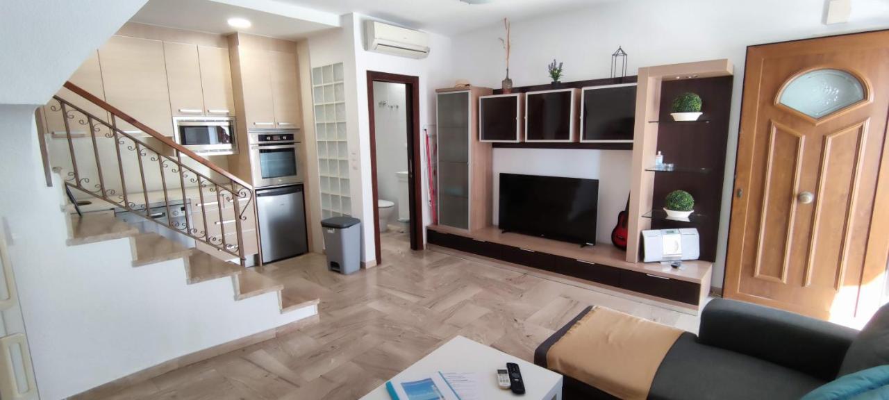 Beach Breeze Townhouse By The Beach Santa Pola Exterior photo